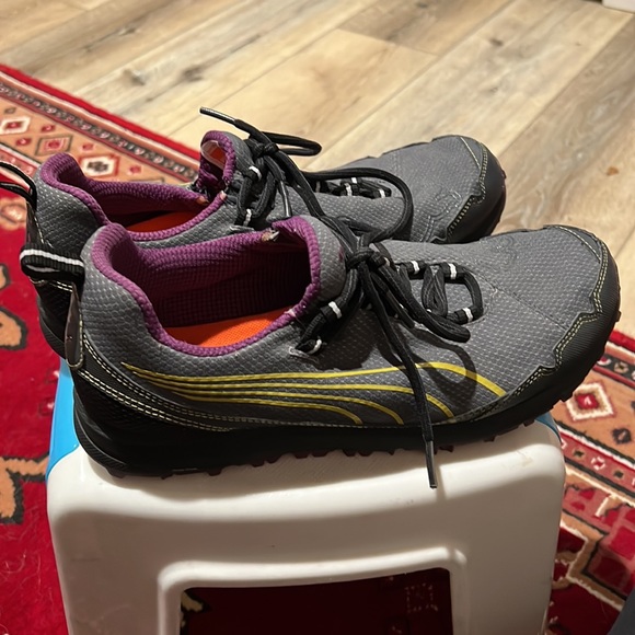 1 hour sale. Puma. Complete running shoe - Picture 3 of 9